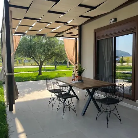 Dom wakacyjny Naiades Aigli