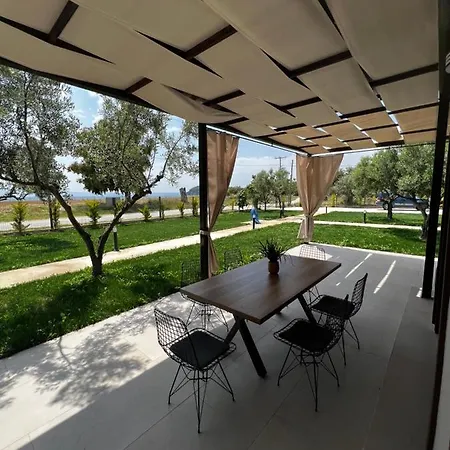Tatil Evi Naiades Aigli *
