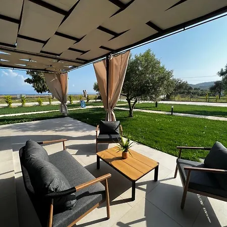 Tatil Evi Naiades Aigli *
